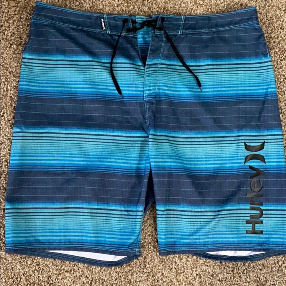 EUC Men’s Hurley Board Shorts - size 40